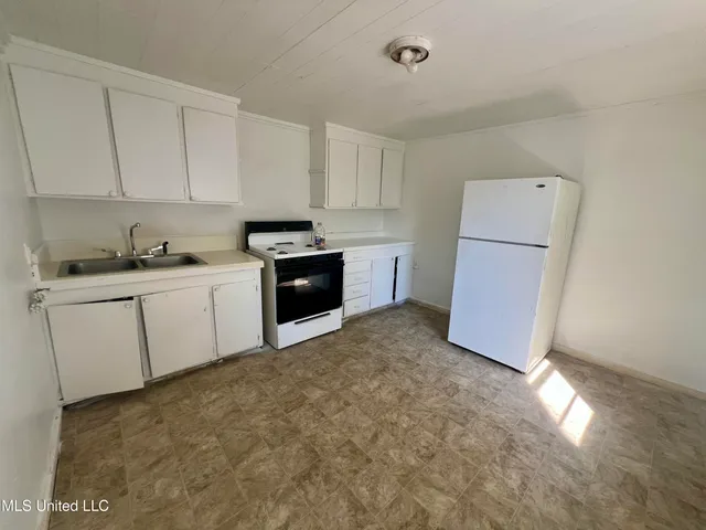 $169,000 | 314 South Leflore Avenue, Cleveland, MS 38732