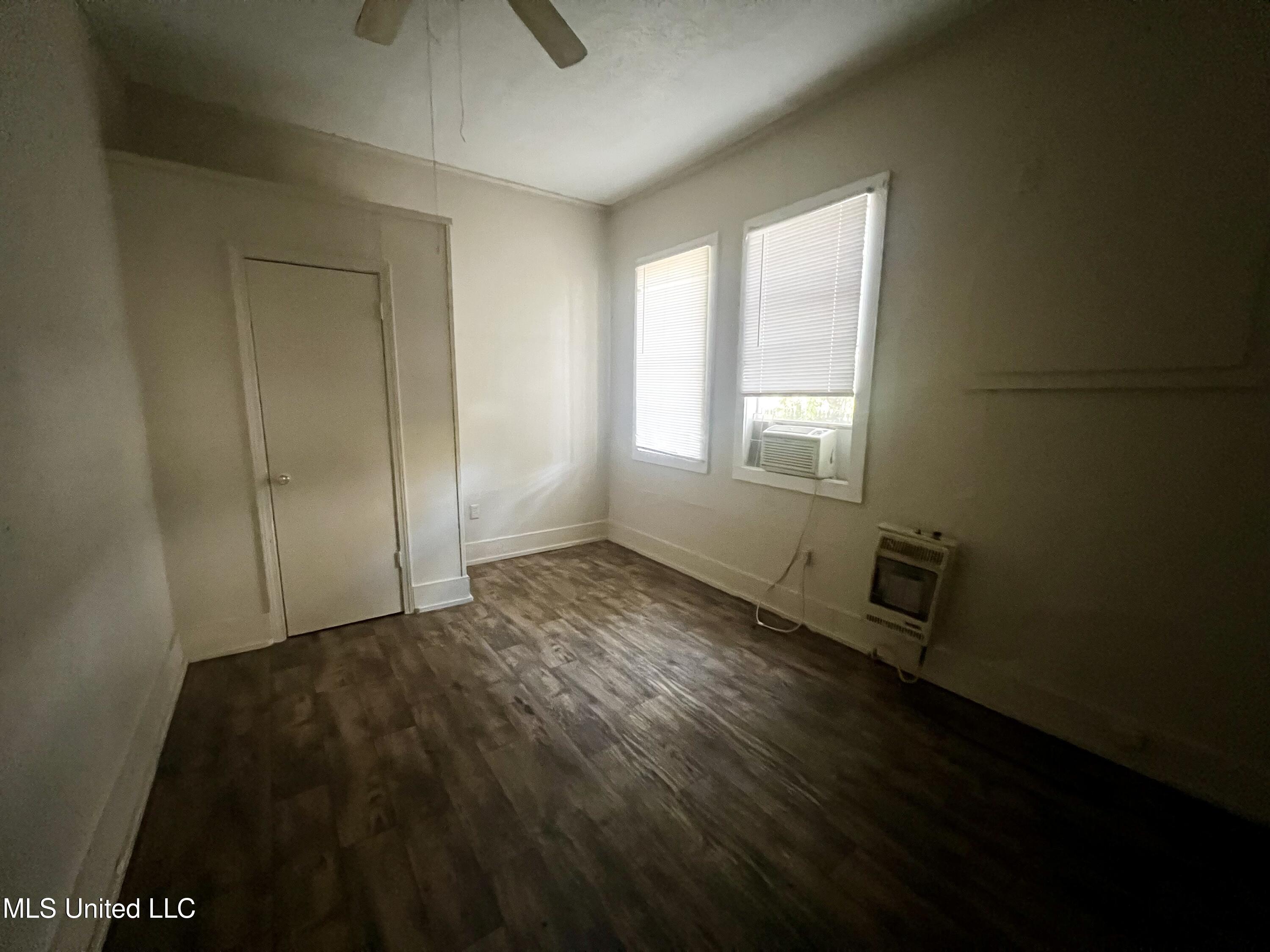 314 South Leflore Avenue Cleveland, MS 38732 - Photo 8 of 24 IMG_8253