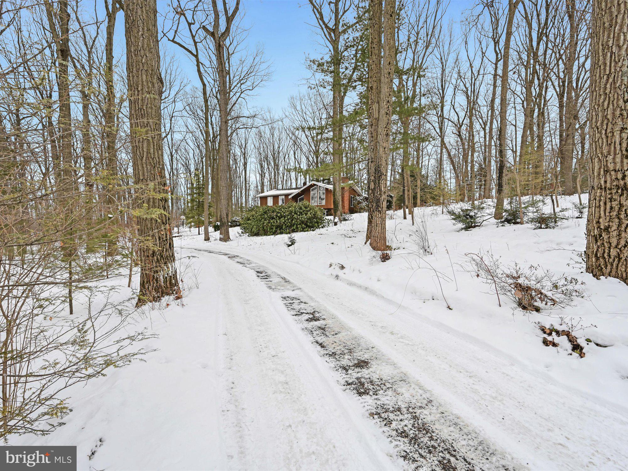 695 Fuhrman Mill Road Hanover, PA 17331 - Photo 3 of 40