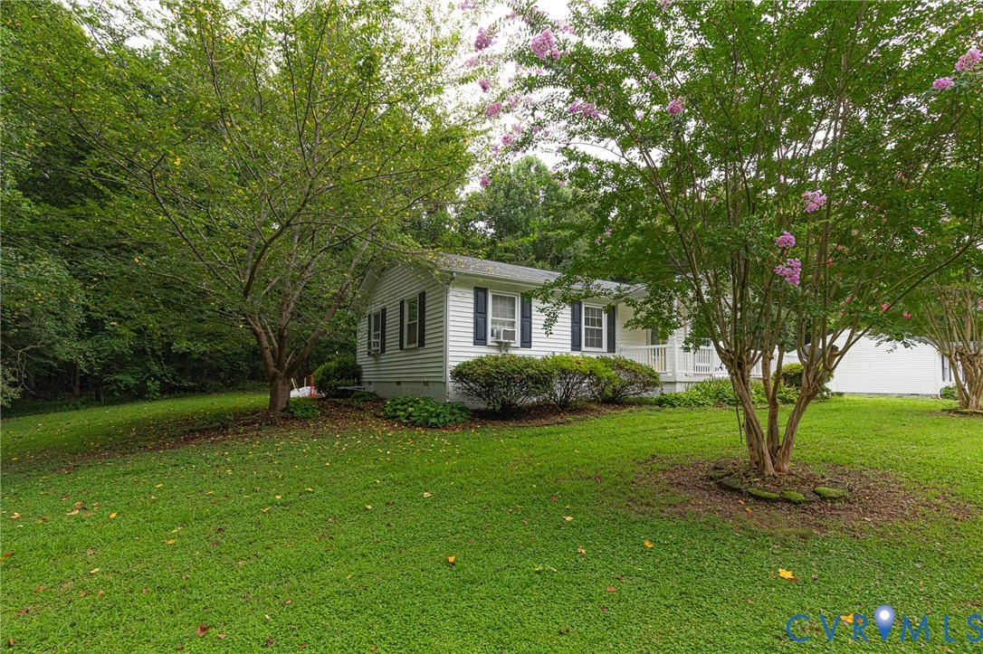 6415 Ware Road Quinton, VA 23141 - Photo 3 of 28 Gallery Image 3