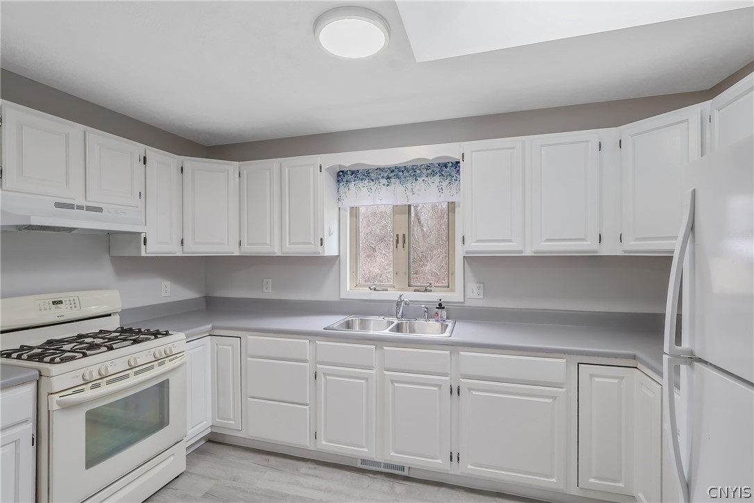 101 2nd Street Manlius, NY 13066 - Photo 13 of 26