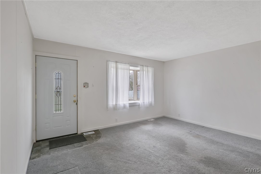 101 2nd Street Manlius, NY 13066 - Photo 3 of 26