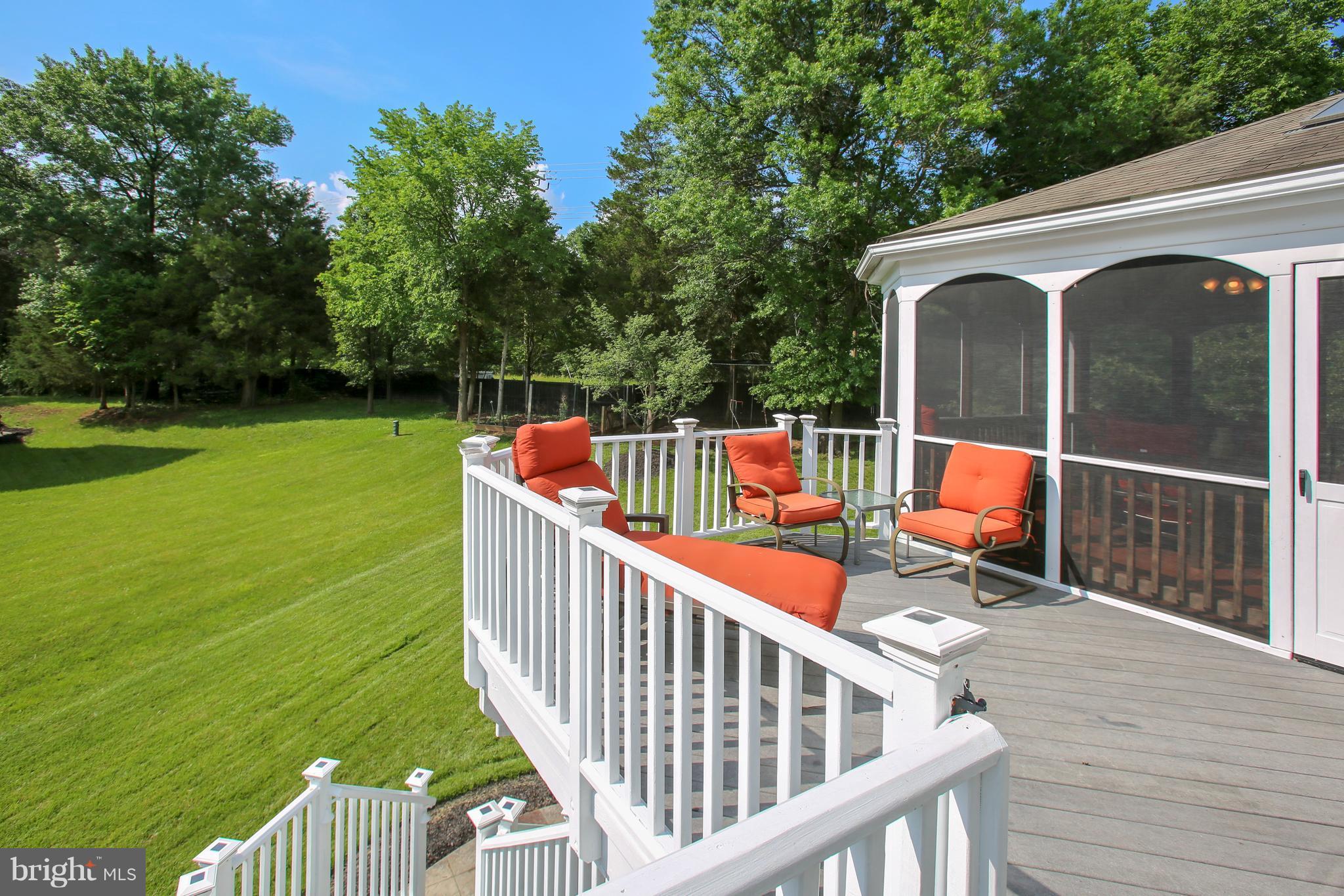 18255 Maple Spring Court Leesburg, VA 20176 - Photo 25 of 30 Low Maintenance Sun Deck