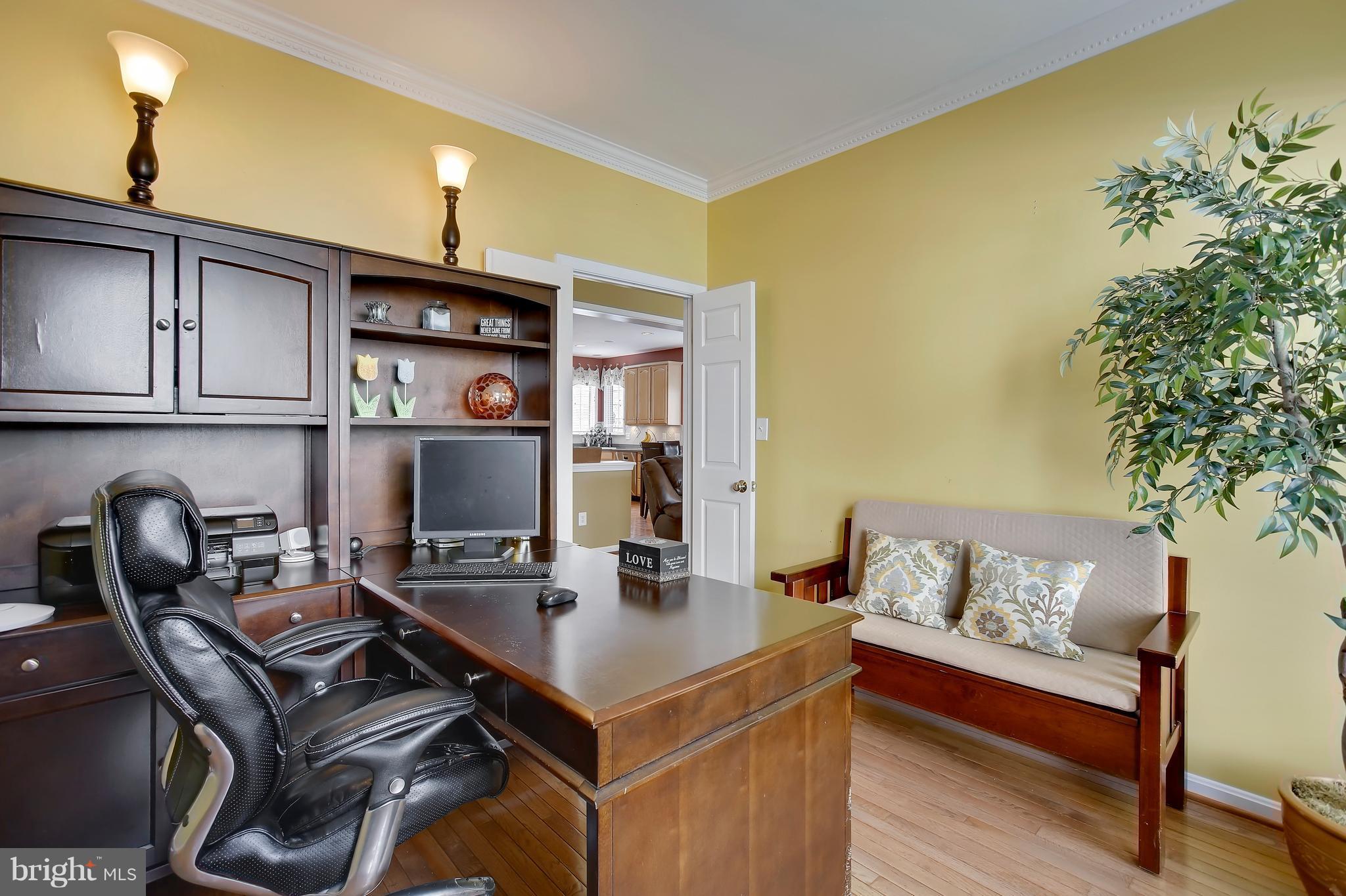 18255 Maple Spring Court Leesburg, VA 20176 - Photo 7 of 30 Main Level Office