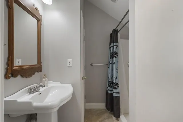 $8,500 | 97 Huntington Road Northeast, Atlanta, GA 30309