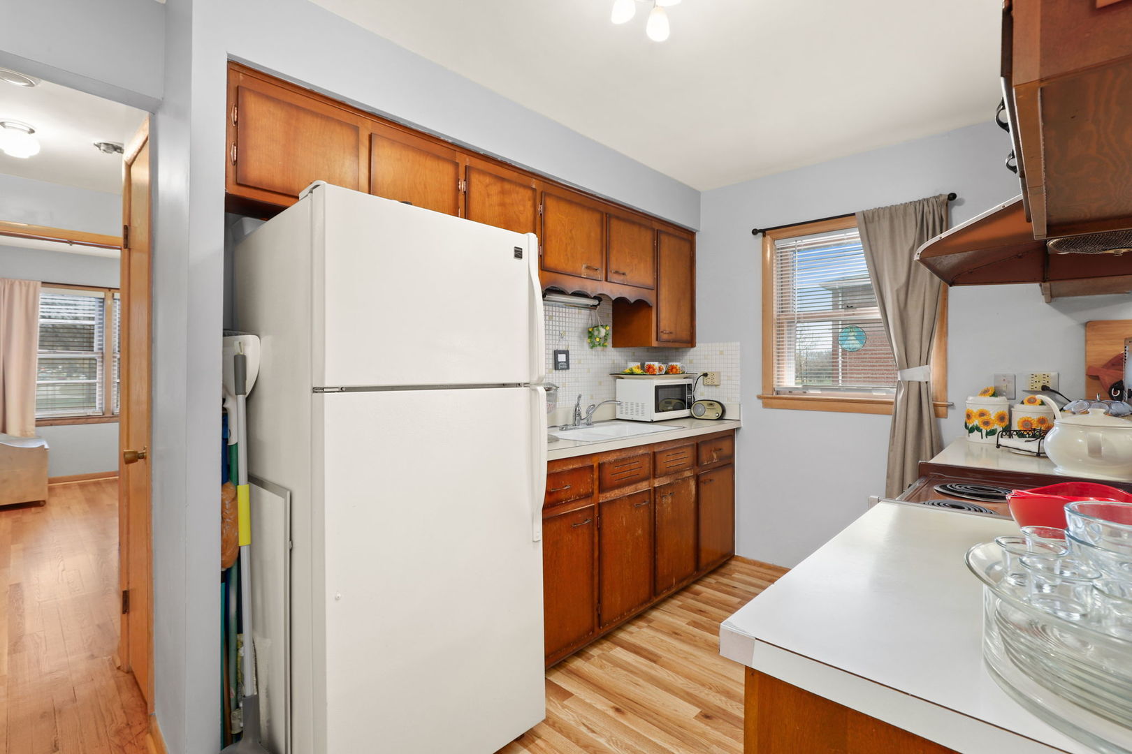 7964 South Pulaski Road, Unit 206 Chicago, IL 60652 - Photo 8 of 17 Gallery Image 8