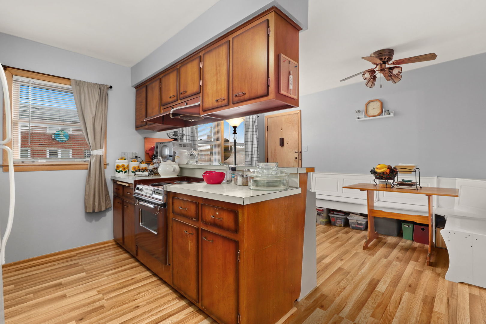 7964 South Pulaski Road, Unit 206 Chicago, IL 60652 - Photo 9 of 17 Gallery Image 9