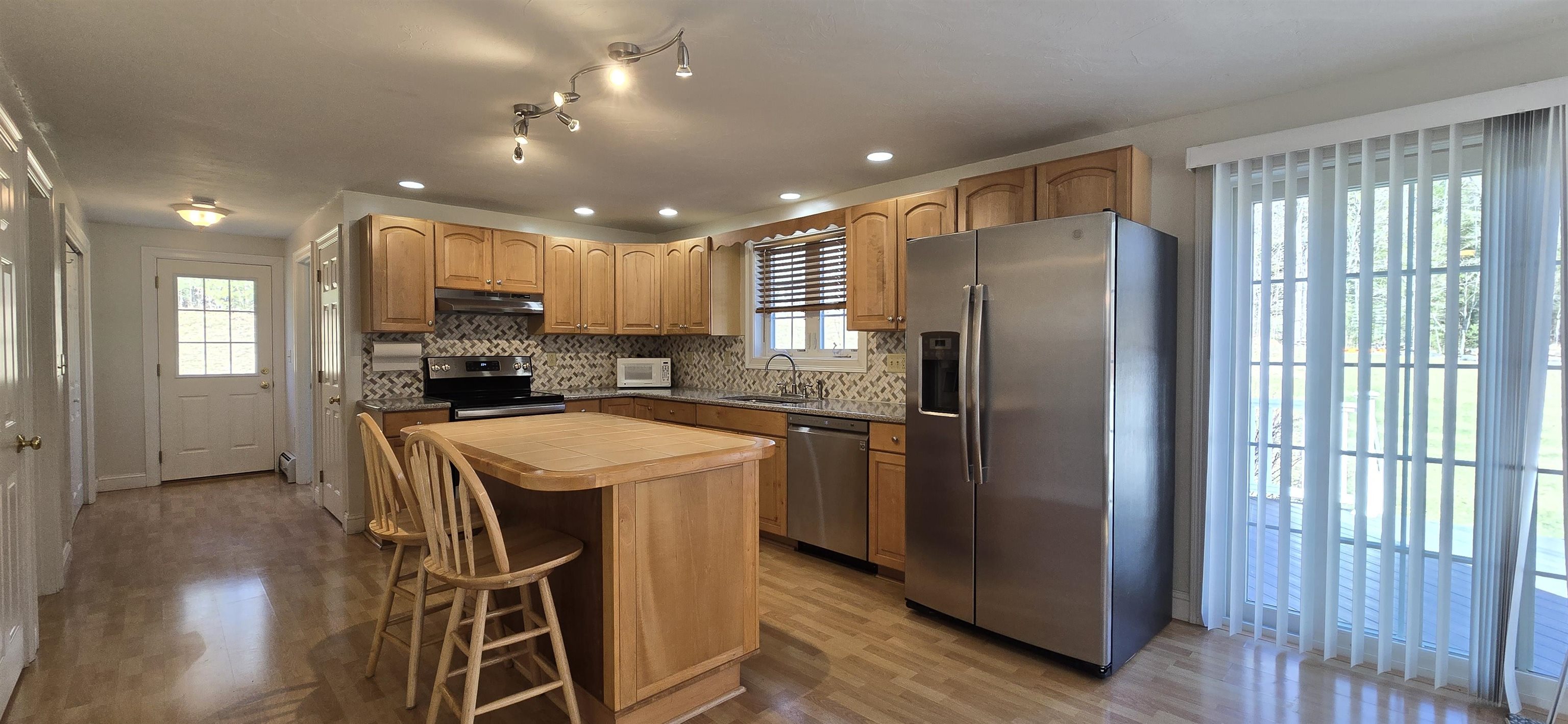 354 Mountain Road Gilmanton, NH 03837 - Photo 13 of 34