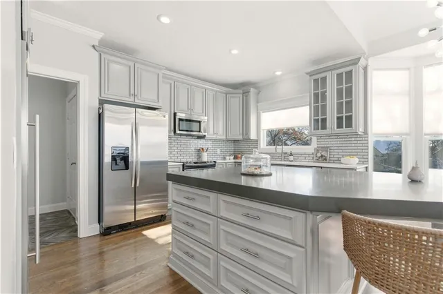 $875,000 | 16942 Heather Lane, Loch Lloyd, MO 64012