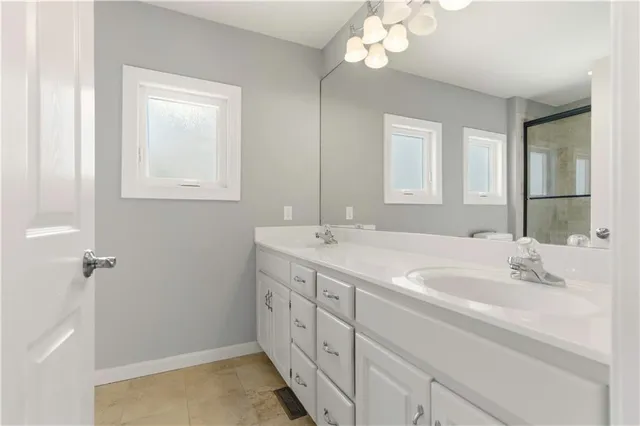 $875,000 | 16942 Heather Lane, Loch Lloyd, MO 64012