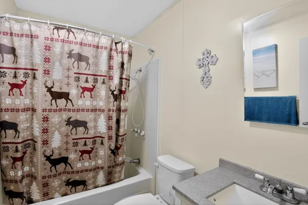 $235,000 | 332 Arroyo Drive, Yreka, CA 96097