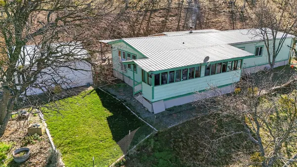 $235,000 | 332 Arroyo Drive, Yreka, CA 96097