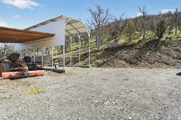 $235,000 | 332 Arroyo Drive, Yreka, CA 96097