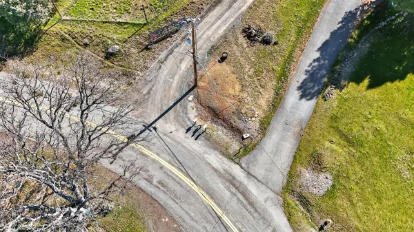 $235,000 | 332 Arroyo Drive, Yreka, CA 96097