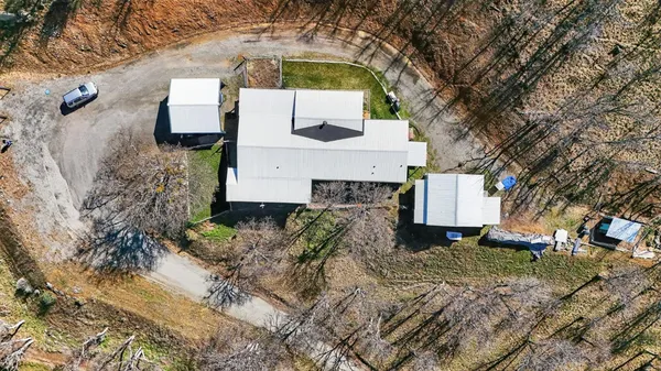 $235,000 | 332 Arroyo Drive, Yreka, CA 96097