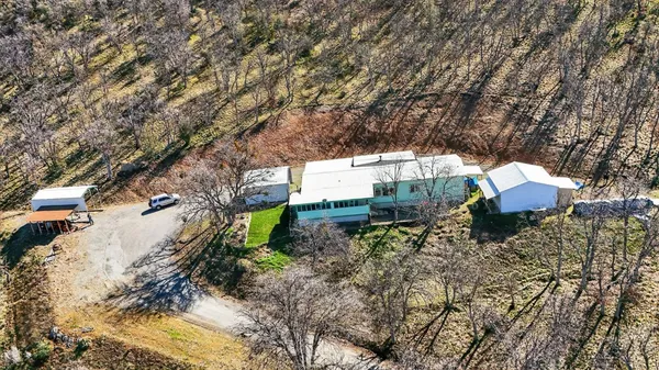 $235,000 | 332 Arroyo Drive, Yreka, CA 96097