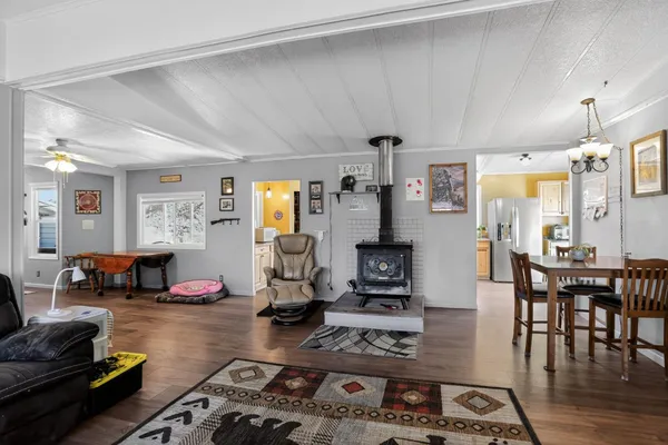 $235,000 | 332 Arroyo Drive, Yreka, CA 96097