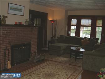 601 Tome Street Ridley Park, PA 19078 - Photo 2 of 7 Living Room