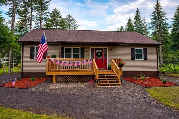 $299,900 | 17 Merit Drive, Errol, NH 03579