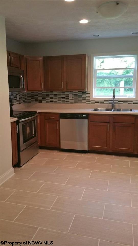 1261 Bell Run Road Fairmont, WV 26554 - Photo 4 of 13 Gallery Image 4