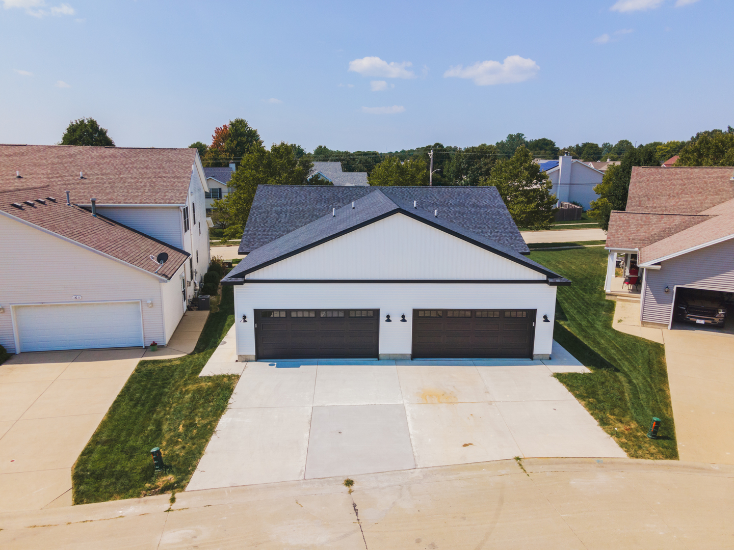 1613 Belclare Road Normal, IL 61761 - Photo 32 of 38