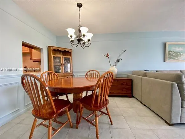 $2,100 | 608 Northeast 2nd Street, Unit 434, Dania Beach, FL 33004
