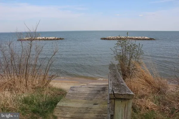 $660,000 | 300 Beverley Place, Edgewater, MD 21037