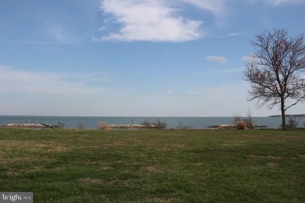 $660,000 | 300 Beverley Place, Edgewater, MD 21037