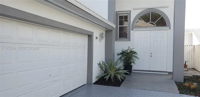 $4,000 | 11242 Southwest 62nd Lane, Unit 11242, Miami, FL 33173