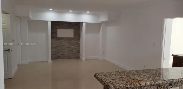 $4,000 | 11242 Southwest 62nd Lane, Unit 11242, Miami, FL 33173