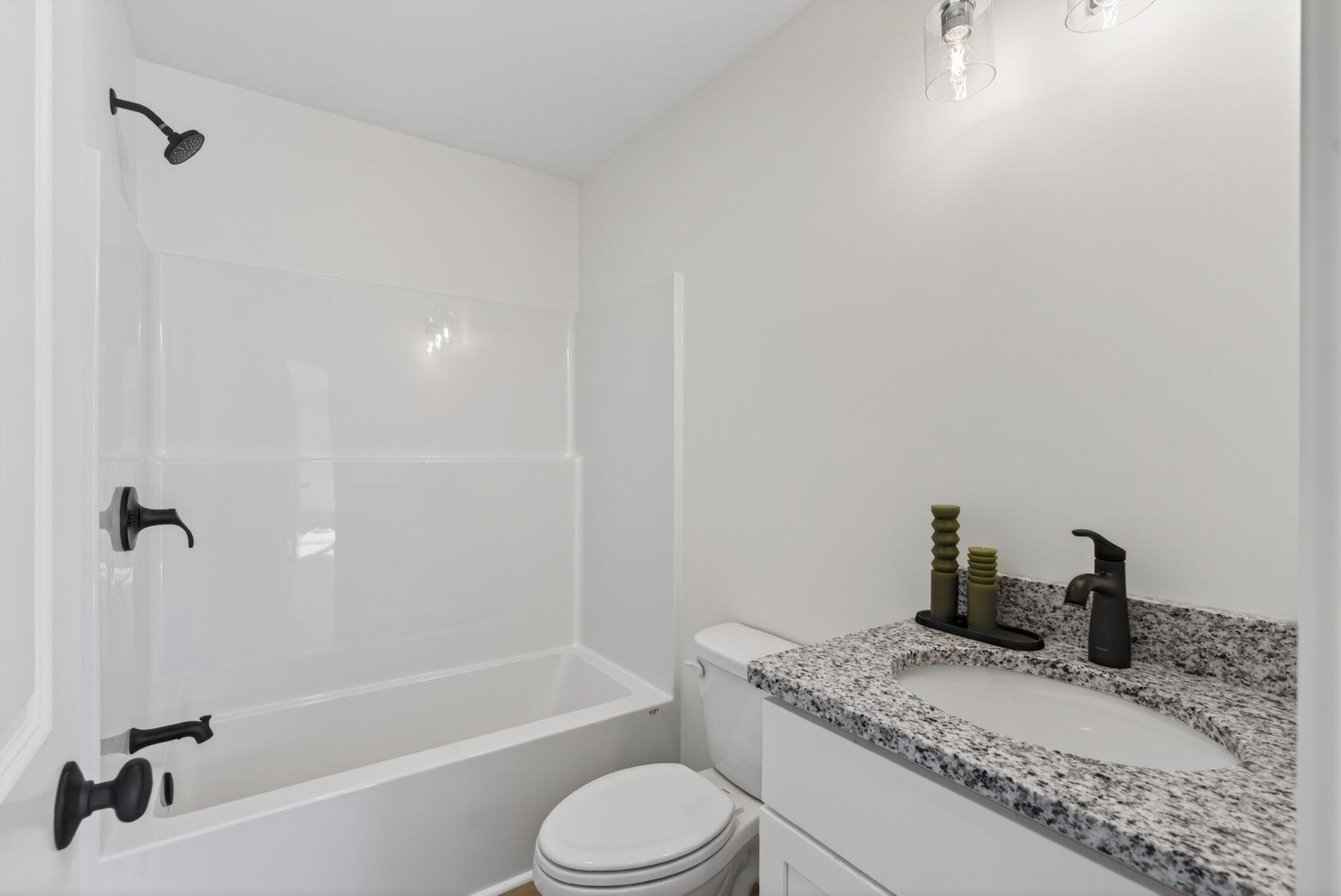 12 Feldspar Lane, Unit 27 Cumberland Center, ME 04021 - Photo 17 of 19 Full Bath