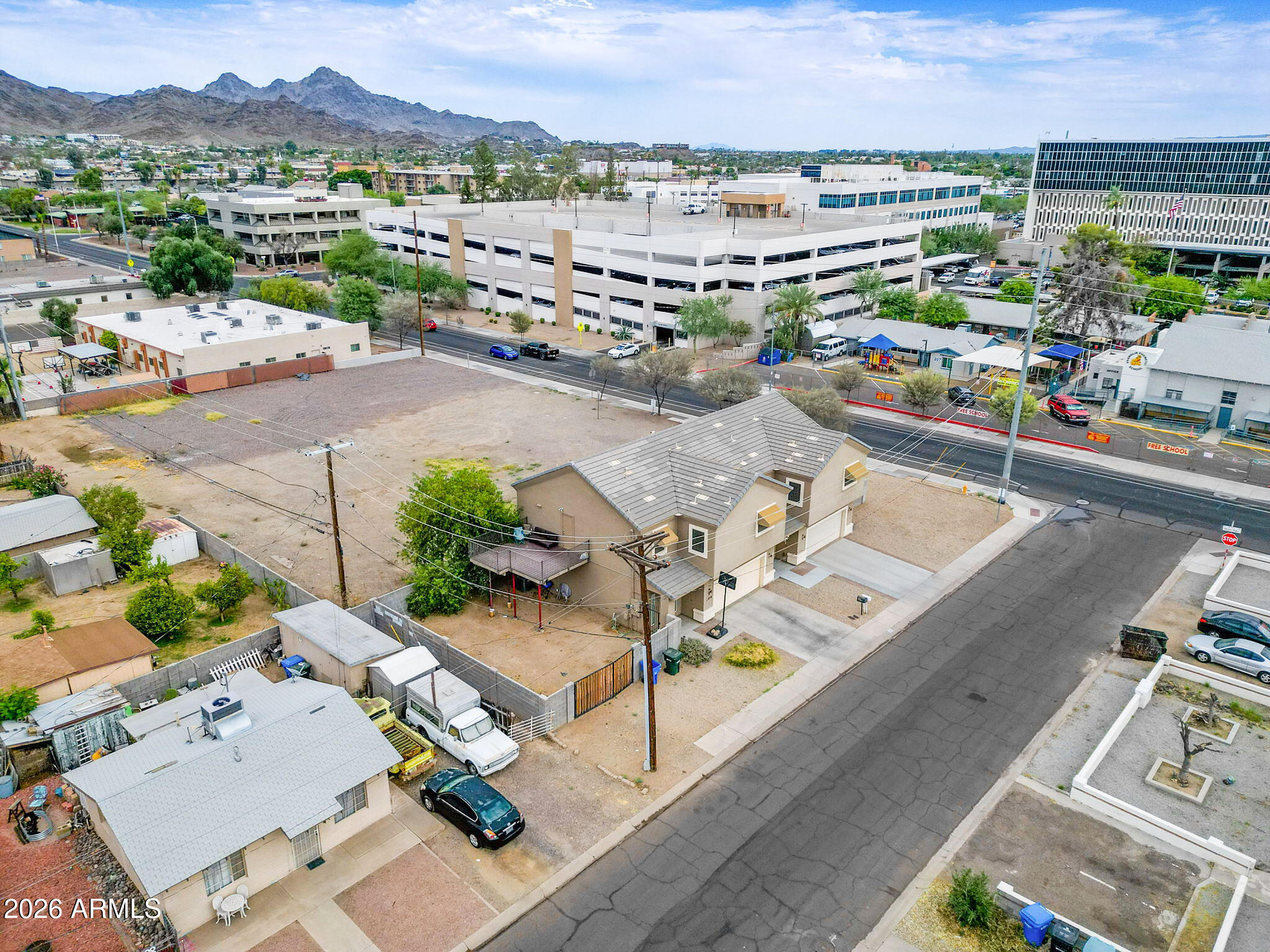 204 East Hatcher Road Phoenix, AZ 85020 - Photo 8 of 14