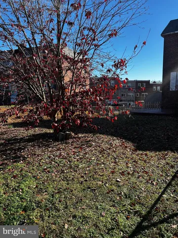 $1,815 | 2013 Delmar Drive, Folcroft, PA 19032