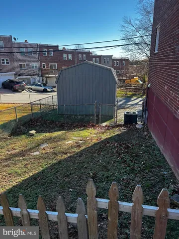 $1,815 | 2013 Delmar Drive, Folcroft, PA 19032