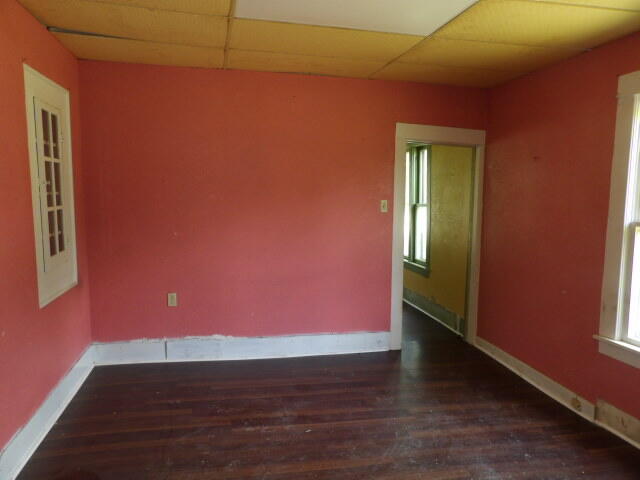 420 South Main Street Bellevue, MI 49021 - Photo 12 of 29 100_0108
