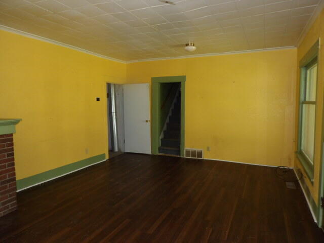 420 South Main Street Bellevue, MI 49021 - Photo 15 of 29 100_0111