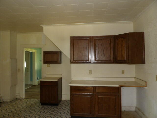 420 South Main Street Bellevue, MI 49021 - Photo 7 of 29 100_0102