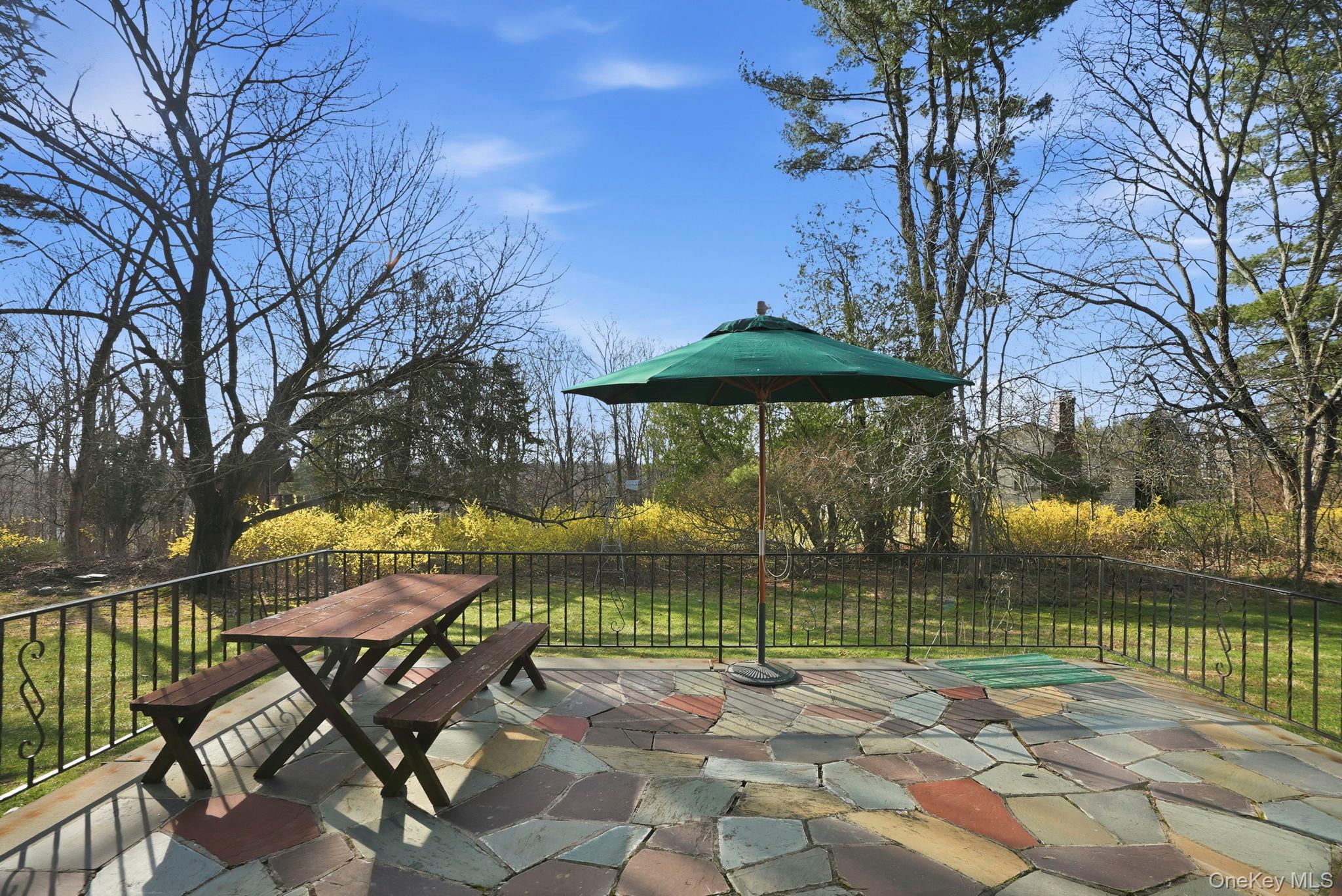 20 Highview Road Ossining, NY 10562 - Photo 24 of 28 View of patio / terrace with outdoor dining space