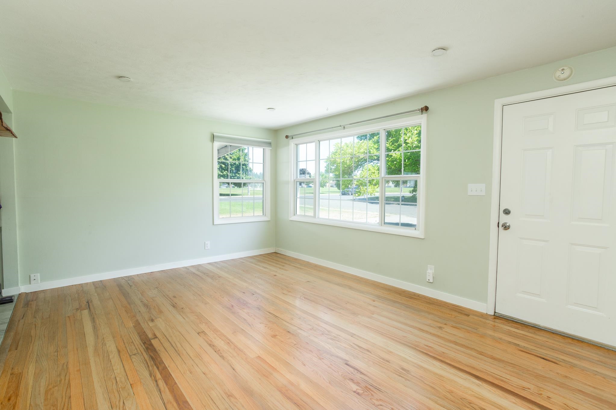 5709 North Cochran Street Spokane, WA 99205 - Photo 5 of 20