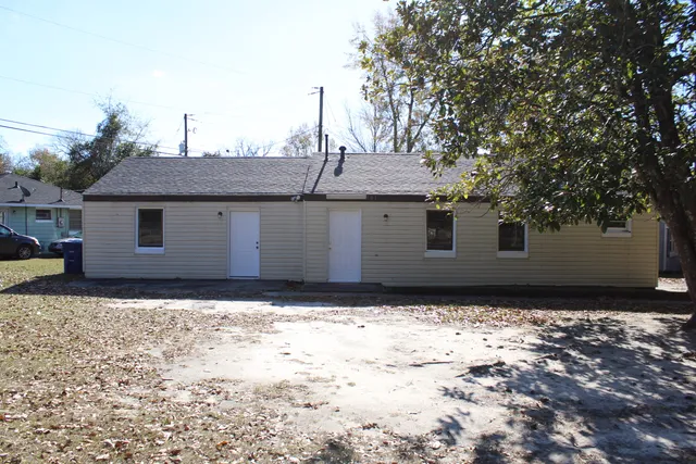 $1,690 | 301 Jehossee Drive Southeast, Aiken, SC 29801