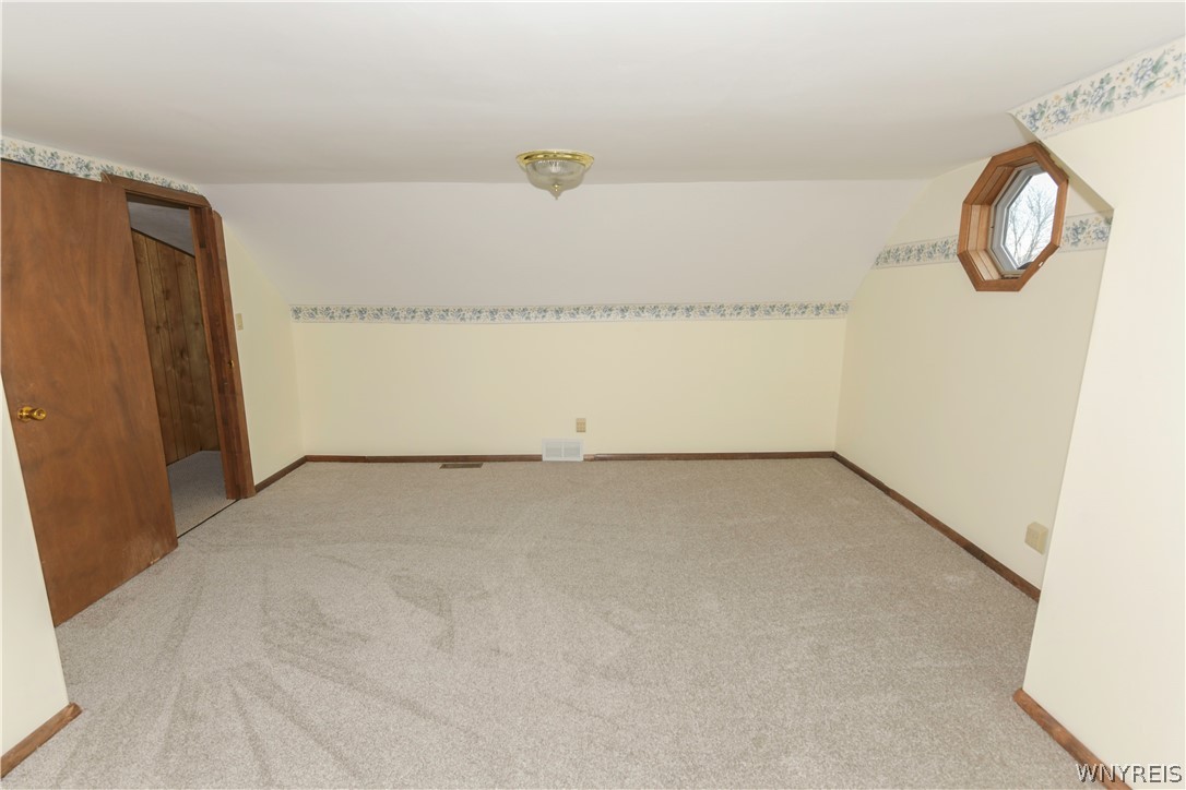 1000 Saunders Settlement Road Niagara Falls, NY 14305 - Photo 19 of 31