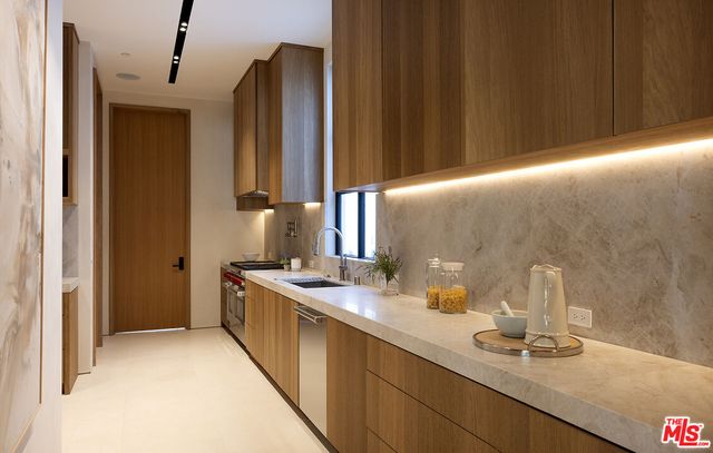 $55,000,000 | 1165 Somera Road, Los Angeles, CA 90077