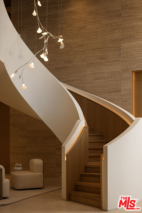 1165 Somera Road Los Angeles, CA 90077 - Photo 14 of 44 a view of entryway