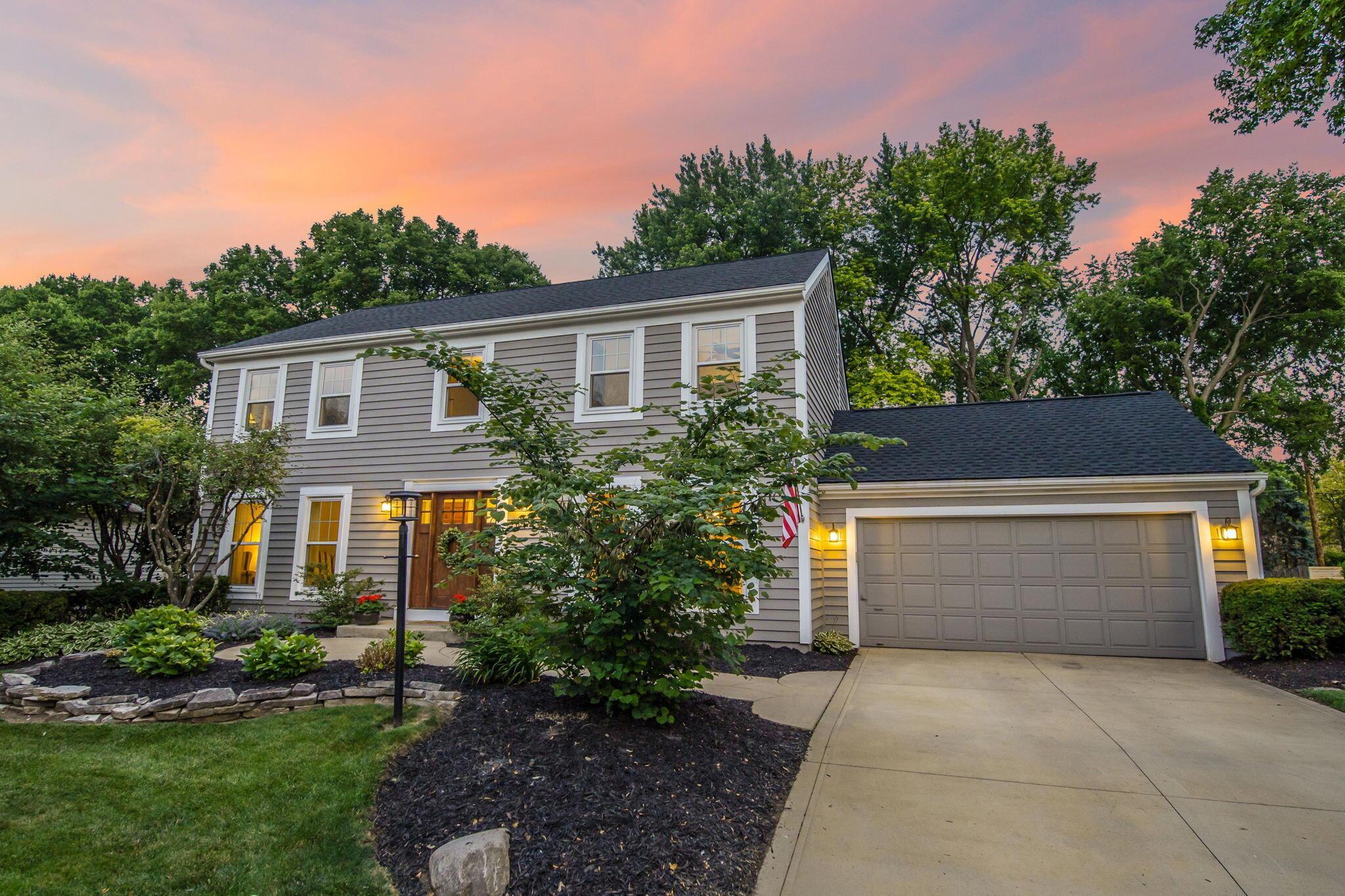 3377 River Narrows Road Hilliard, OH 43026 - Photo 82 of 94 Exterior - Evening Images