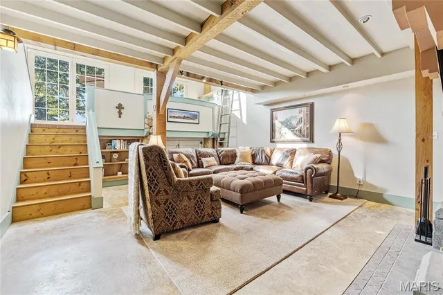 $1,250,000 | 507 Leach Branch Road, Hermann, MO 65041