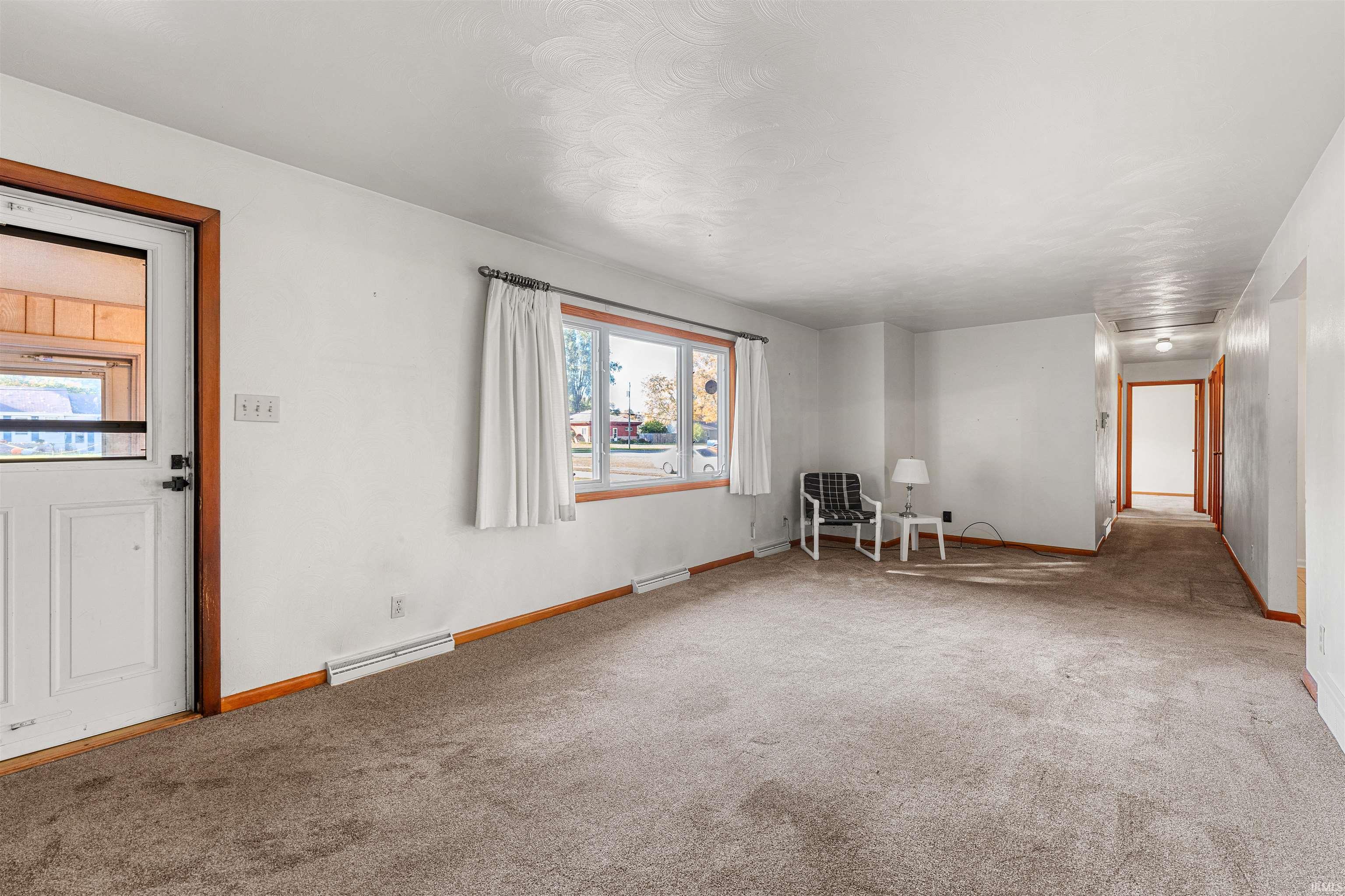 55122 Sundown Road South Bend, IN 46628 - Photo 4 of 34