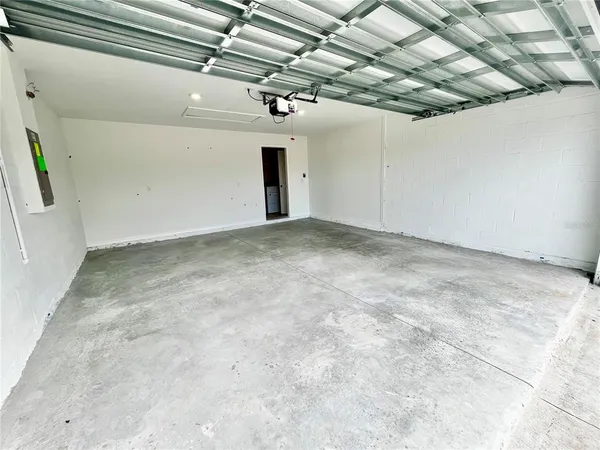 $2,295 | 14664 Gallop Run Drive, Lithia, FL 33547