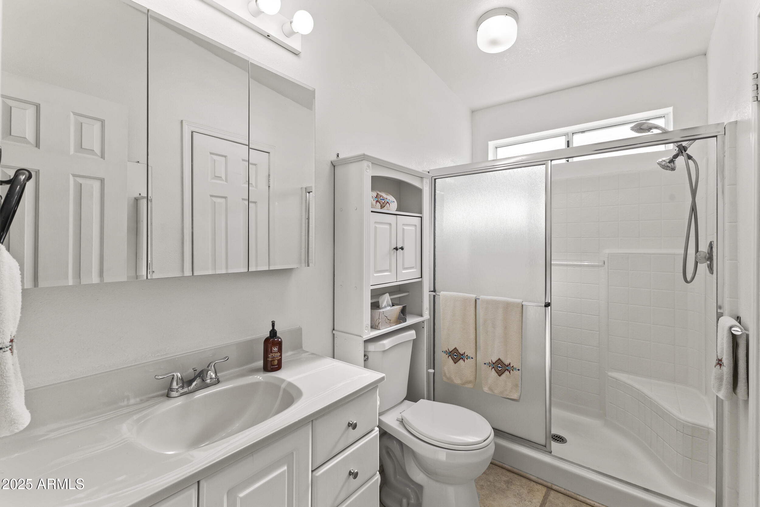17200 West Bell Road, Unit 771 Surprise, AZ 85374 - Photo 22 of 37 a bathroom with a sink toilet and shower