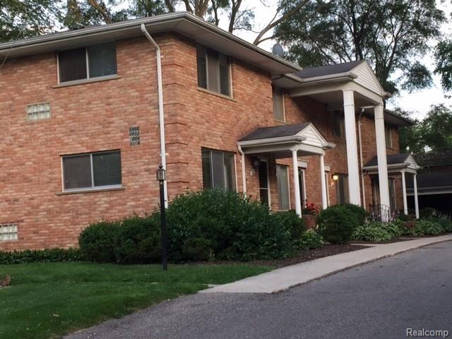 1004 Tottenham Road Birmingham, MI 48009 - Photo 1 of 11