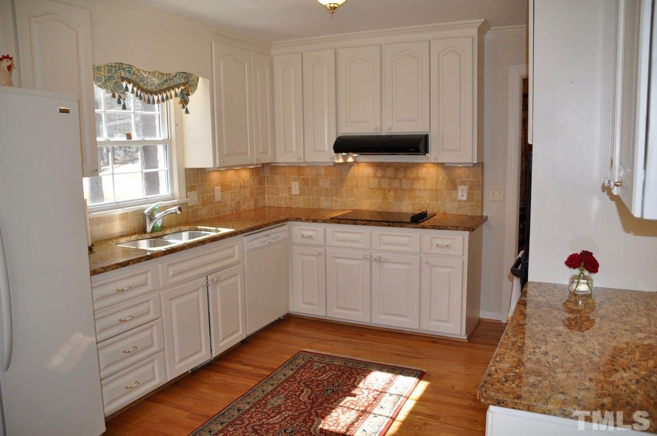 4932 Brookhurst Place Raleigh, NC 27609 - Photo 4 of 25